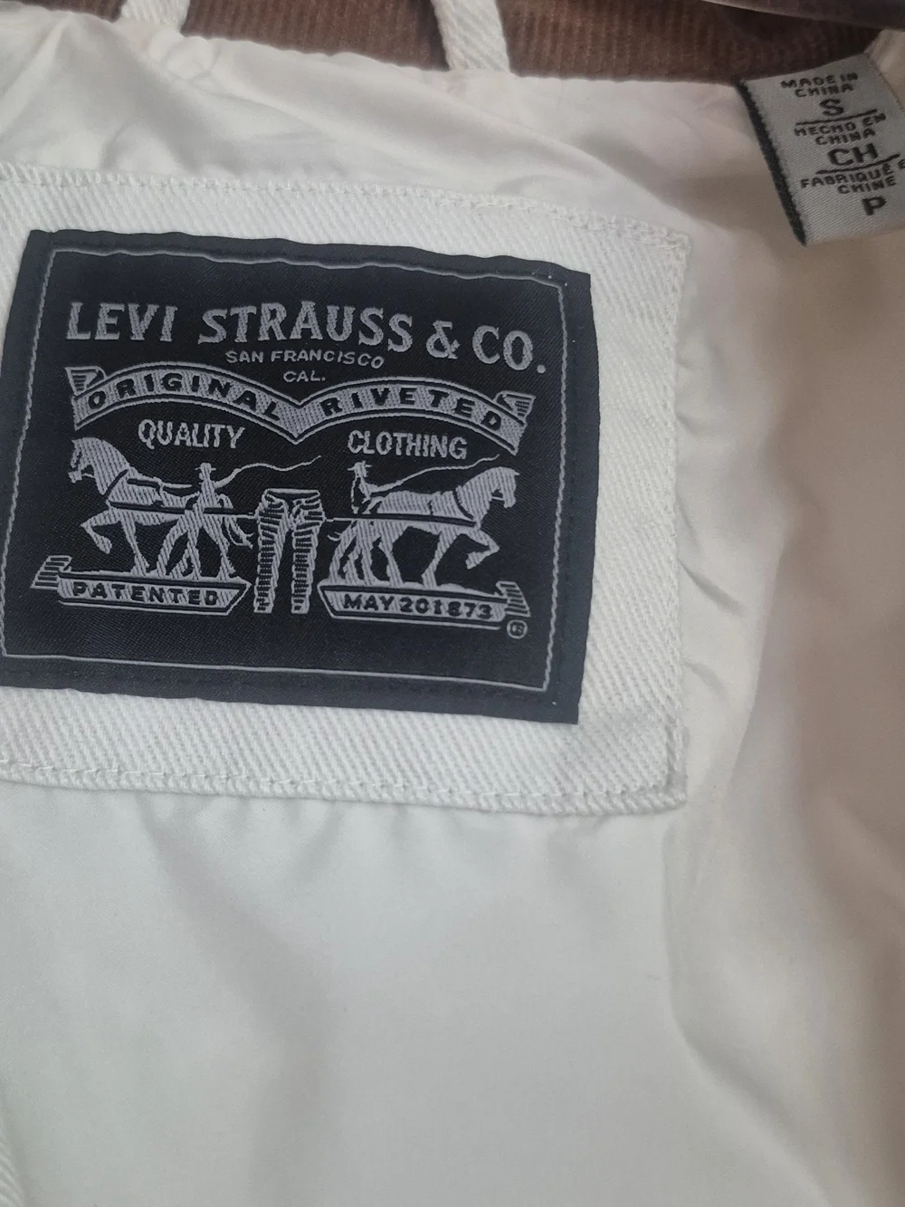Levi's Cream Zip-Front Jacket with Brown Corduroy Collar - Picture 3 of 4